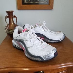 Nike reax run 5 shoes